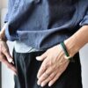 Detoxdesign Oryginalna bransoletka damska FUKUI17 w zachwycającym ciemno zielonym butelkowym kolorze z najwyższej jakości kauczuku i z okręgiem mosiężnym wygląda zachwycająco na kobiecym nadgarstku jaka biżuteria na wiosnę modne bransoletki prezent