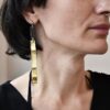 Detoxdesign Długie kolczyki NAGANO 34 na zdjęciu zachwycają i imponują