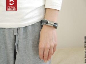 Na zdjęciu bransoletka i naszyjnik OMA05 to oryginalna biżuteria i zawsze modna biżuteria